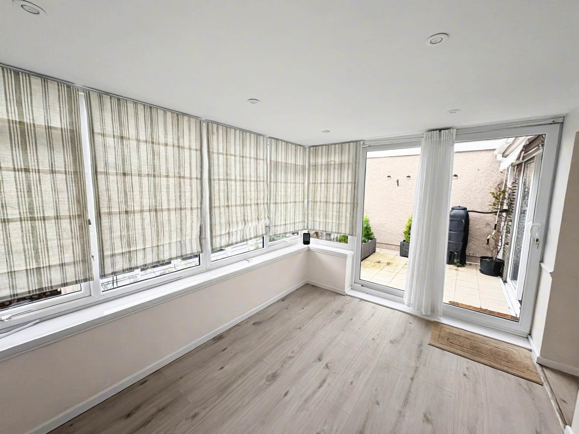 Darwin Crescent, Plymouth, Image 10