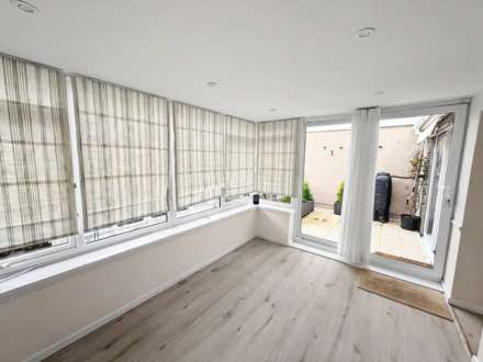 Darwin Crescent, Plymouth, Image 10