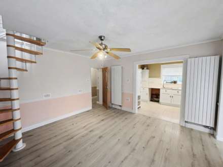 Darwin Crescent, Plymouth, Image 8