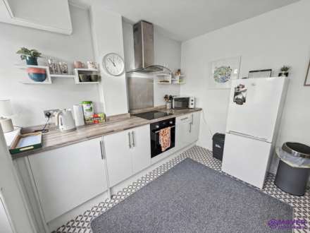 Moorfield Ave, Plymouth, Image 4