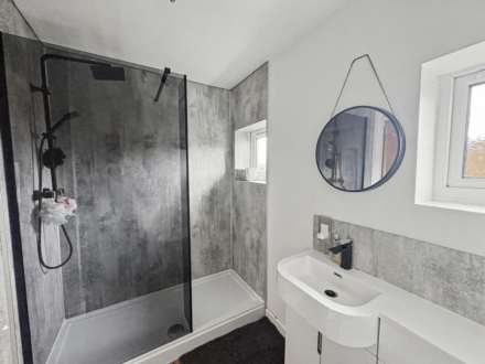 Springwood Close, Plymouth, Image 11