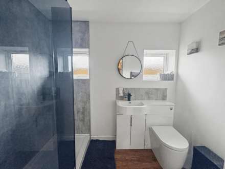 Springwood Close, Plymouth, Image 12