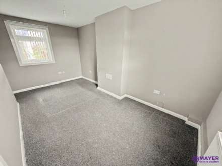 Greatlands Crescent, Plymouth, Image 7