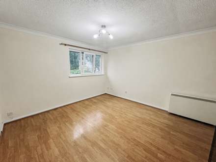 Paynter Walk, Plymouth, Image 2