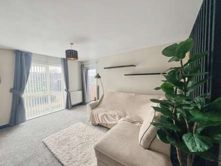 Apt     Grassandale Road, Plymouth, Image 4