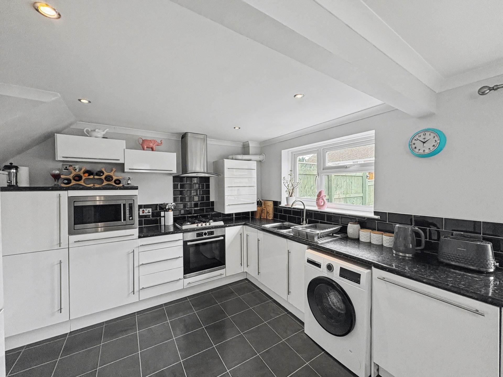 Springwood Close, Plymouth, Image 9