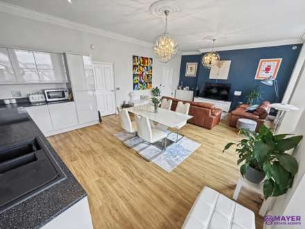 The Crescent, Plymouth, Image 4