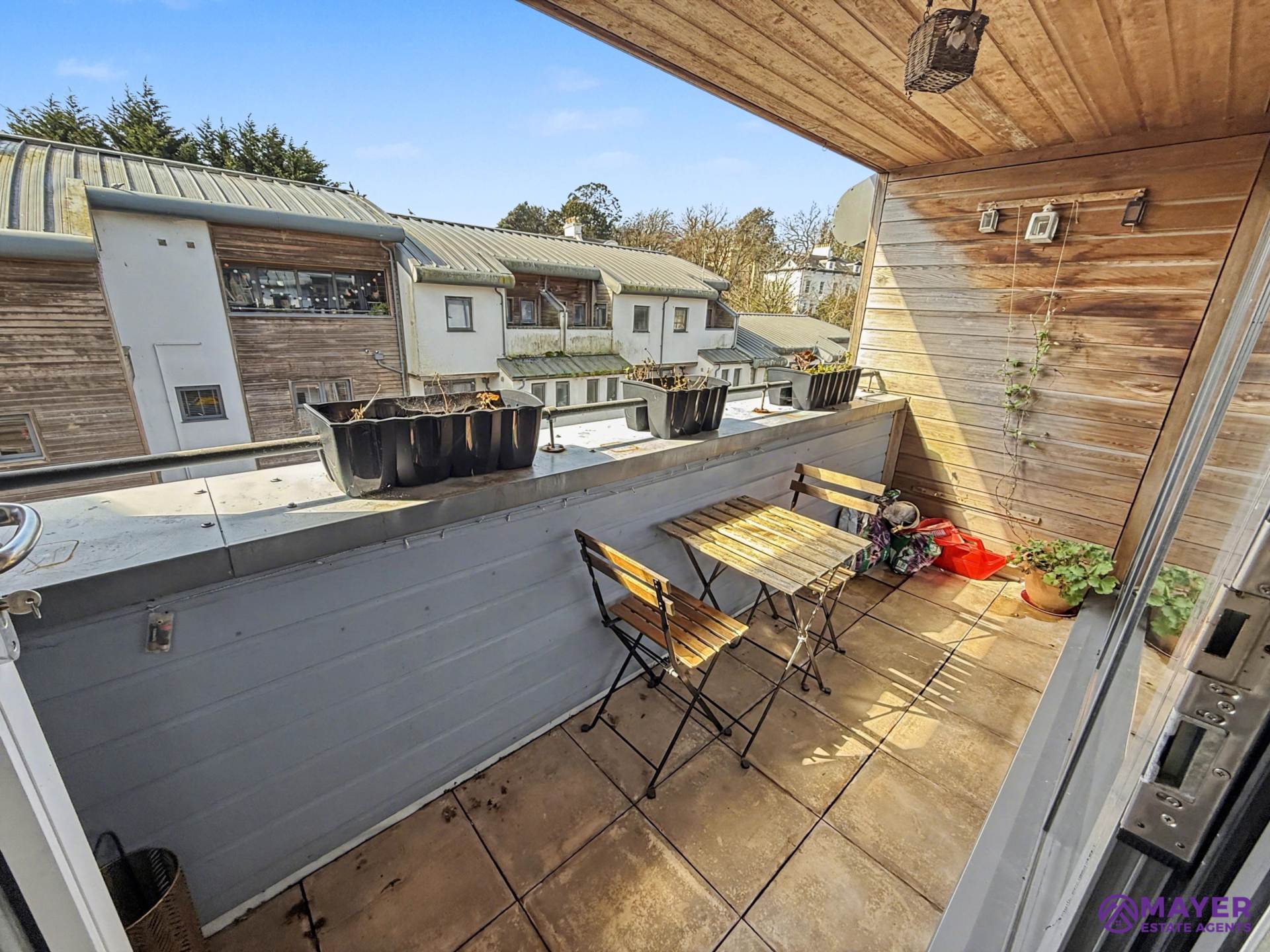 Endeavour Court, Stoke, Image 3