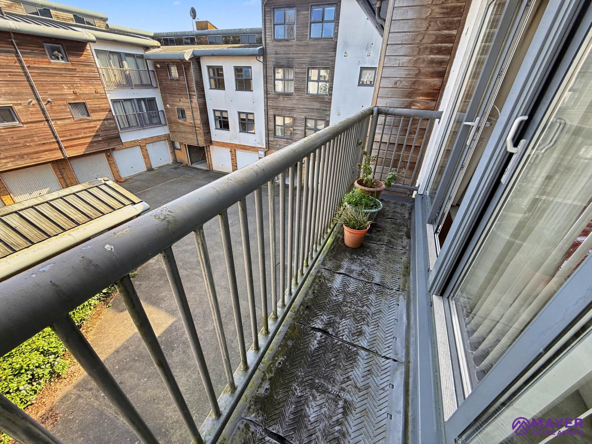 Endeavour Court, Stoke, Image 7