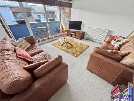 Endeavour Court, Stoke, Image 13