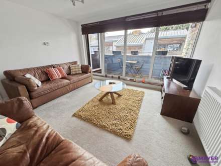 Endeavour Court, Stoke, Image 2