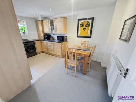 Endeavour Court, Stoke, Image 4