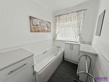 Merafield Drive, Plymouth, Image 10