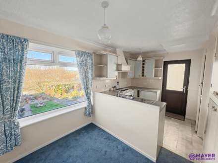 Merafield Drive, Plymouth, Image 6