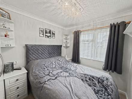 Baytree Close, Glenholt, Image 8