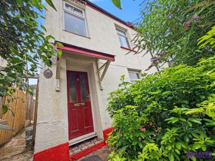 Underwood Road, Plympton