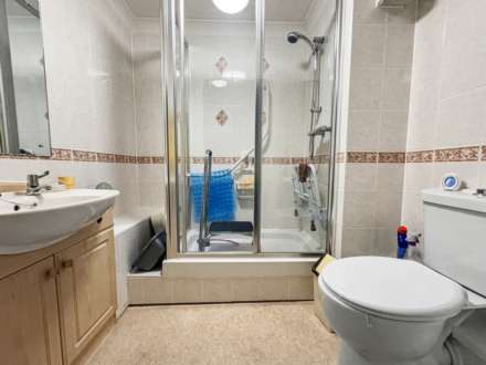 Highbridge Court, Plymouth, Image 11