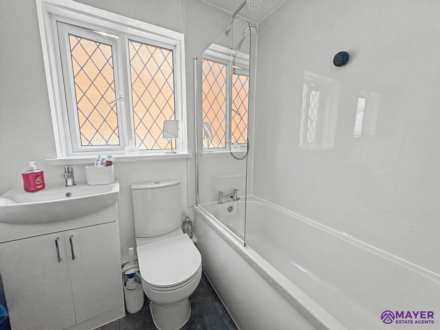 Barton Close, Plymouth, Image 9