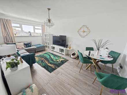 Shallowford Road, Eggbuckland, Image 3