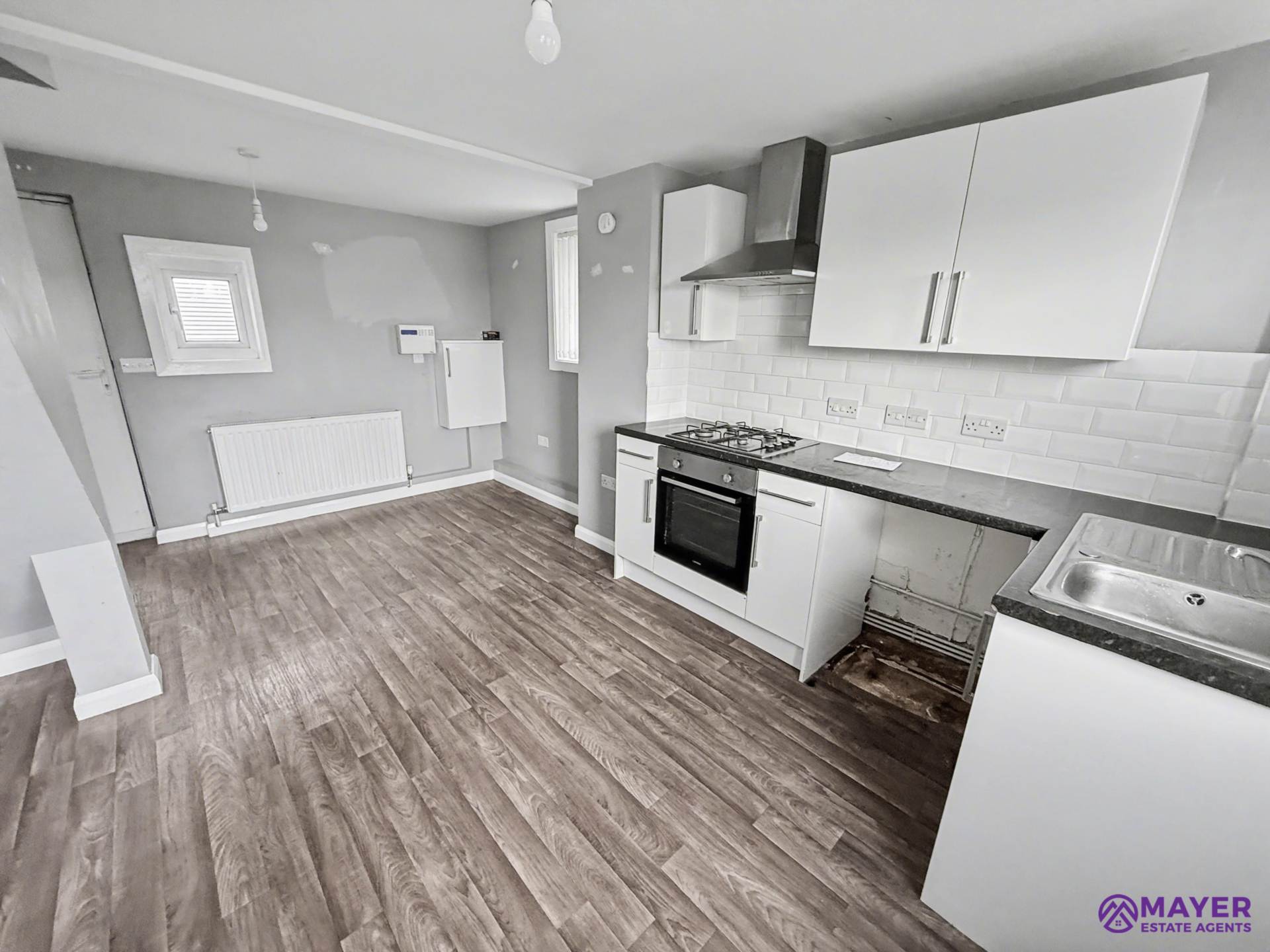 Greatlands Crescent, Plymouth, Image 3