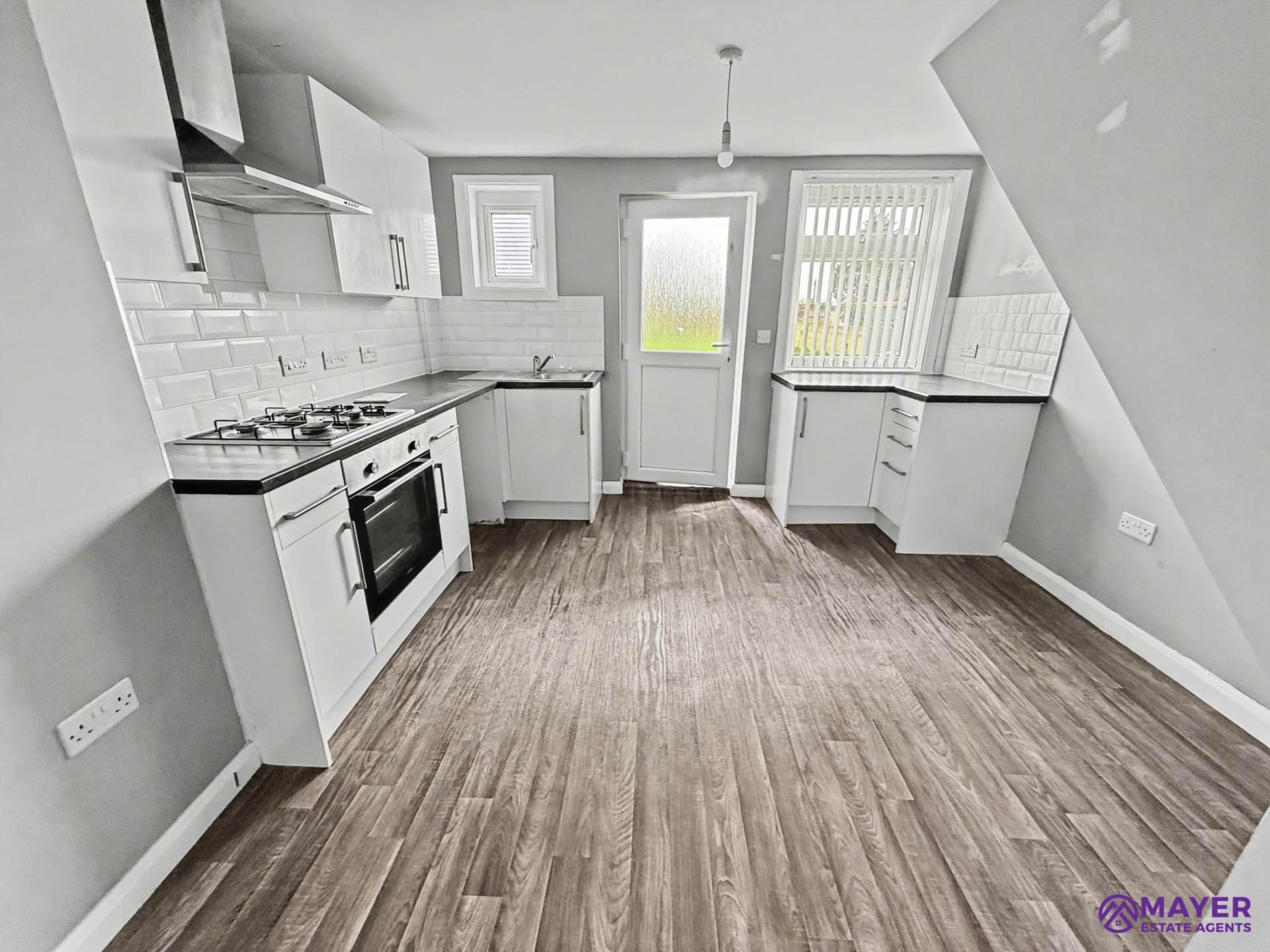 Greatlands Crescent, Plymouth, Image 4