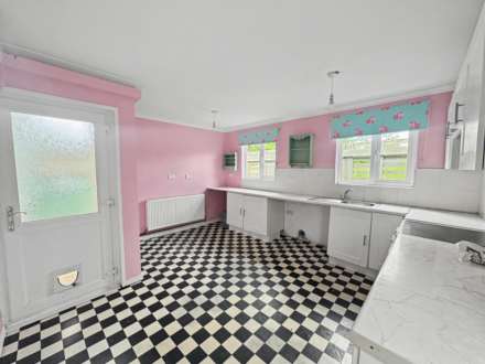 Harwood Ave, Image 13