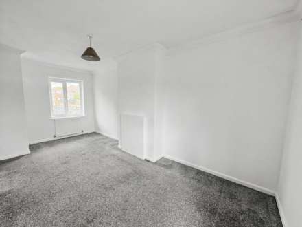 Harwood Ave, Image 4