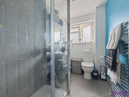 Deveron Close, Plympton, Image 12