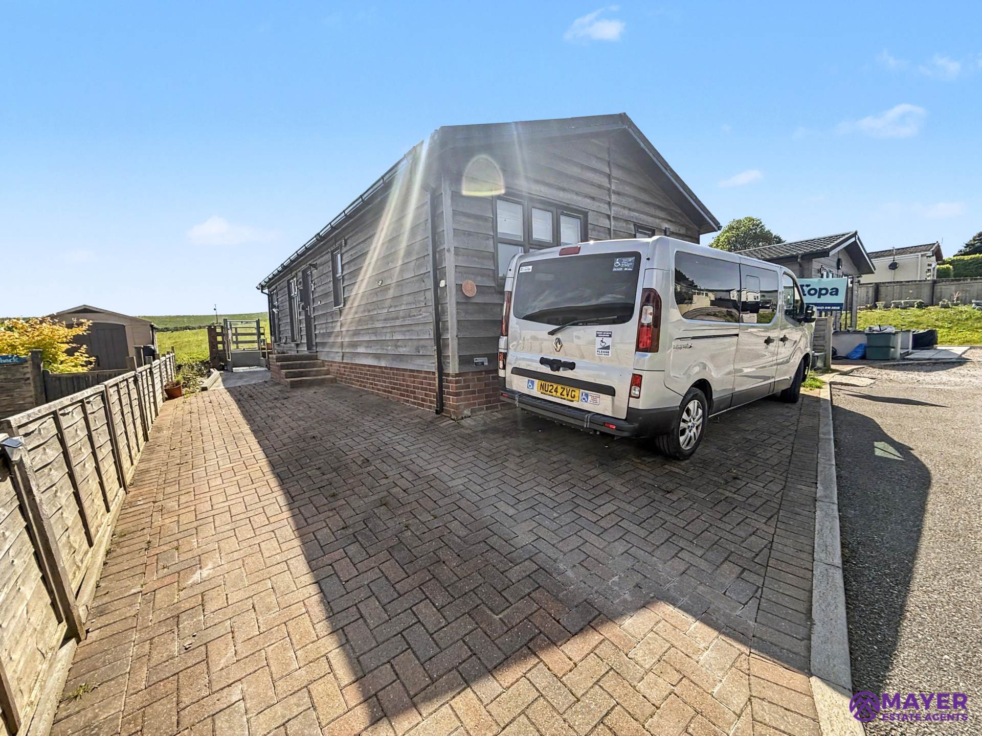 Meadow View, Plymouth, Image 6
