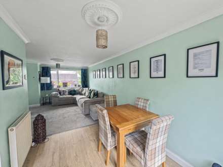 Grantham Close, Plympton, Image 11