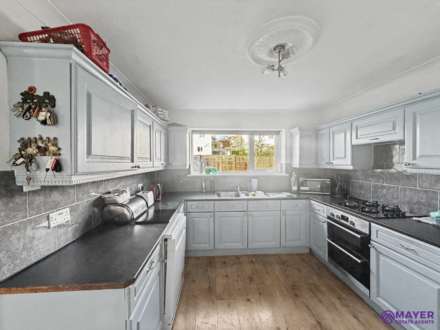Netton Close, Elburton, Image 15