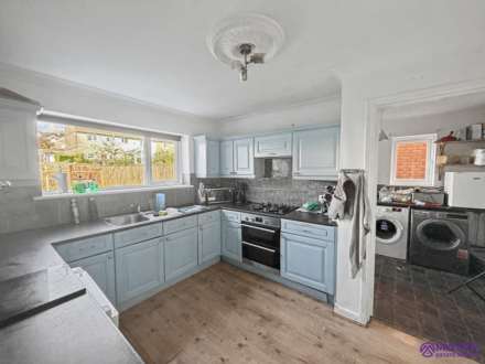 Netton Close, Elburton, Image 3