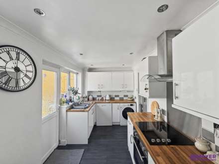 Meadow Way, Plymouth, Image 3