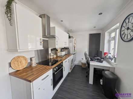 Meadow Way, Plymouth, Image 8