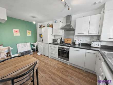 Ivy Drive, Plymouth, Image 4
