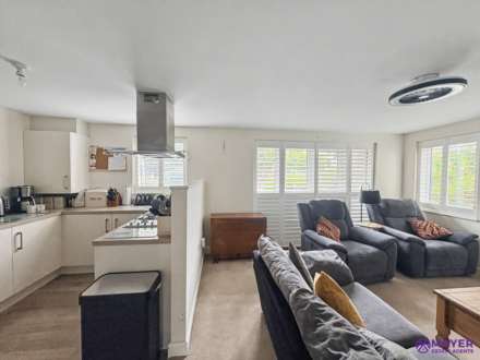 51 Chapel Street, Image 8