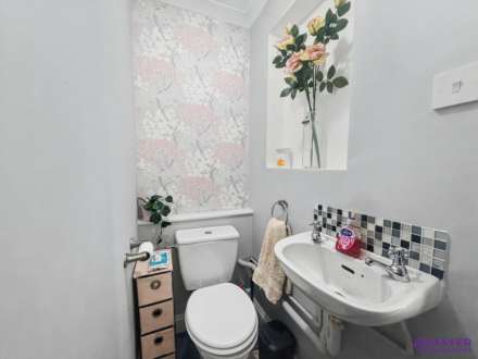 Kenmare Drive, Plymouth, Image 7