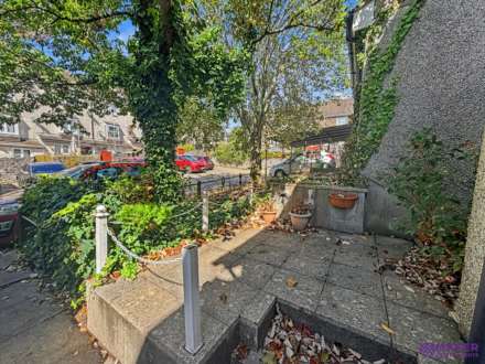 Well Gardens, Plymouth, Image 13