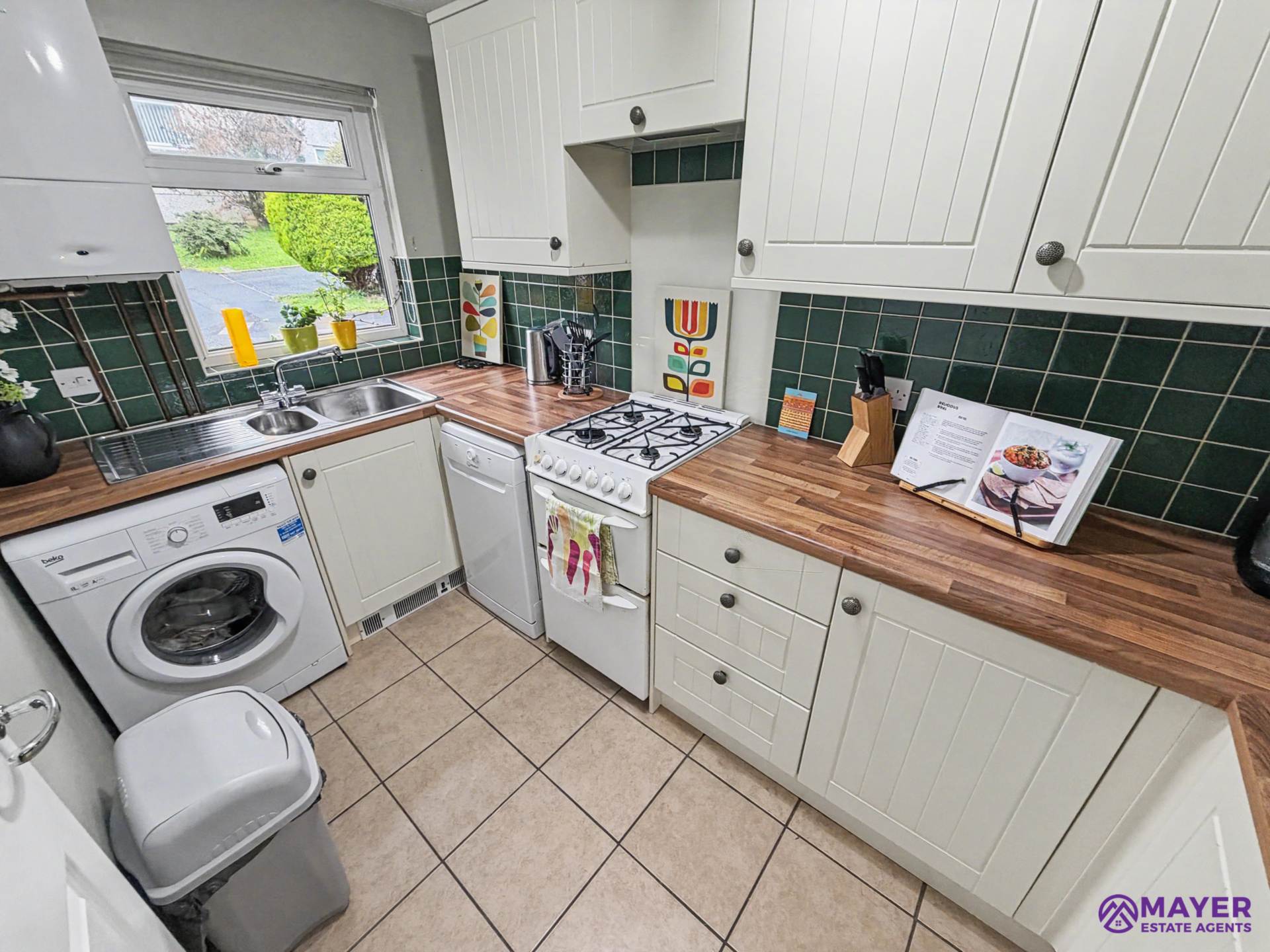 Crookeder Close, Plymouth, Image 4