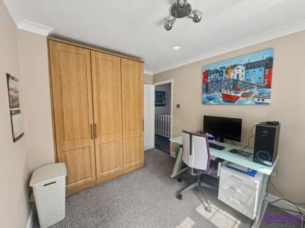 Merafield Drive, Plympton, Image 10