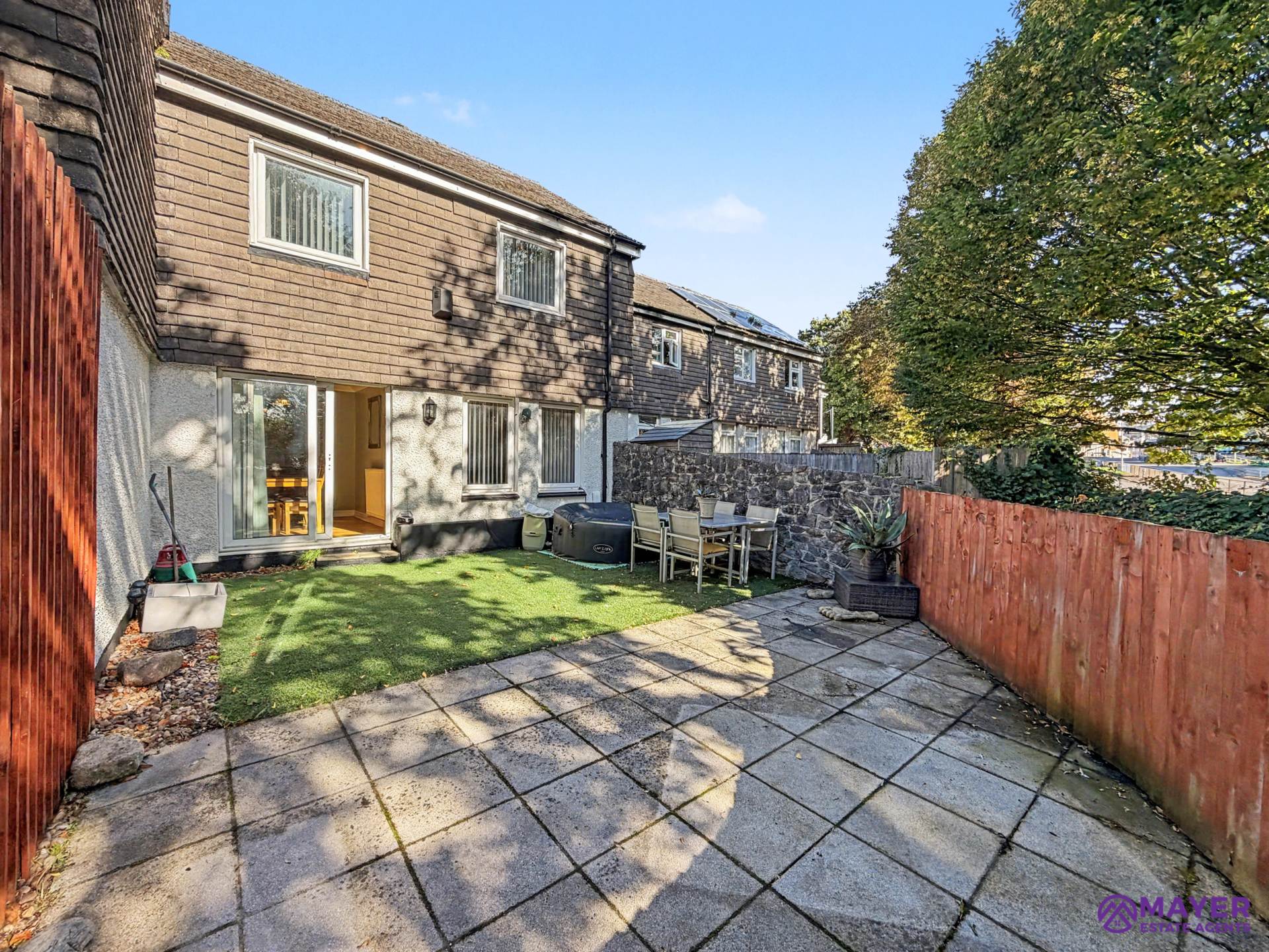 Well Gardens, Plymouth, Image 3