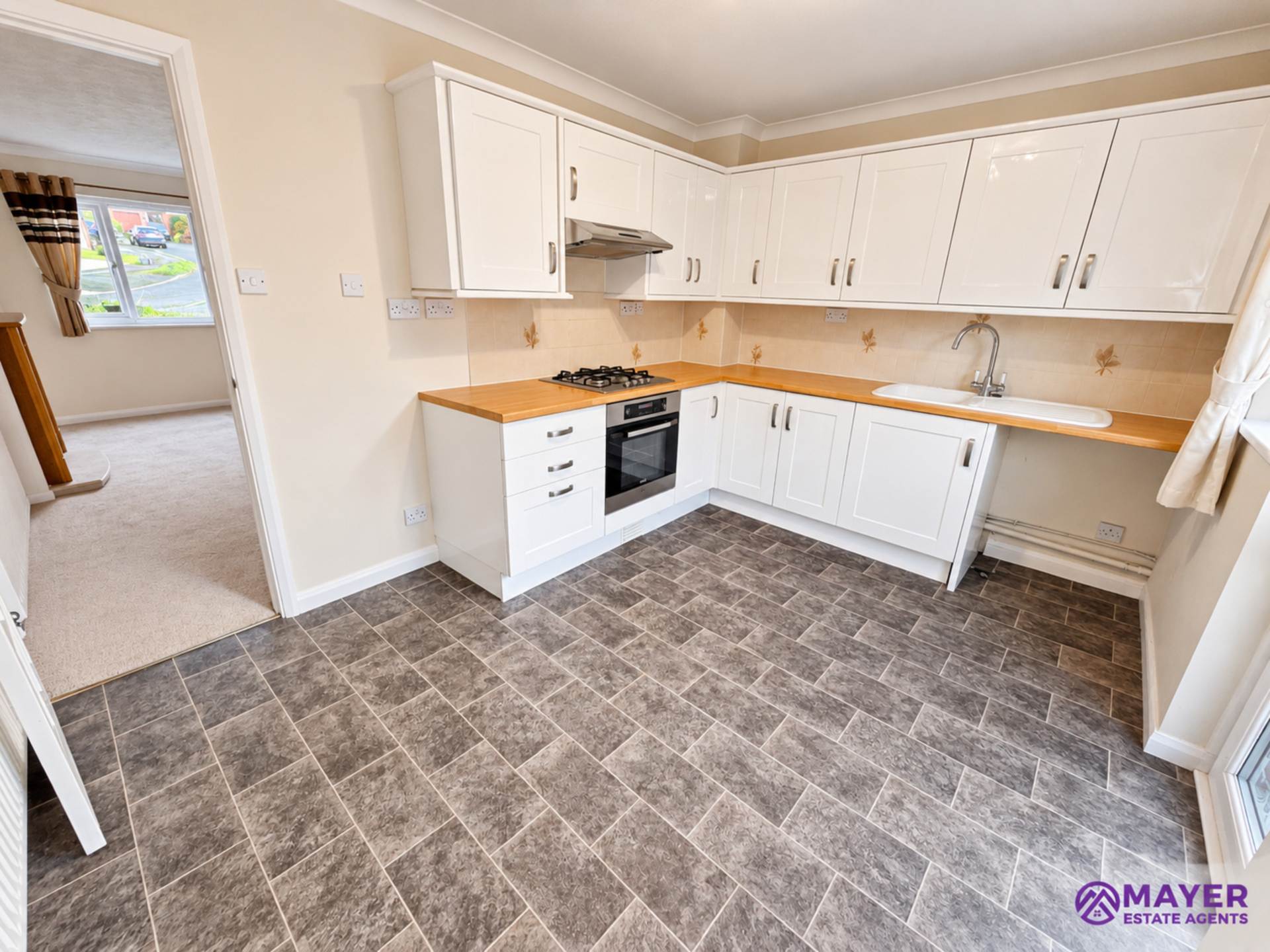 Wellfield Close, Plympton, Image 5