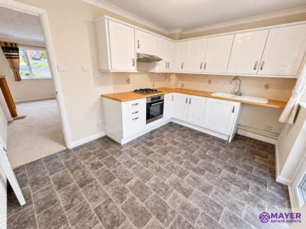Wellfield Close, Plympton, Image 5