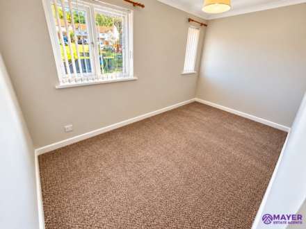 Wellfield Close, Plympton, Image 8
