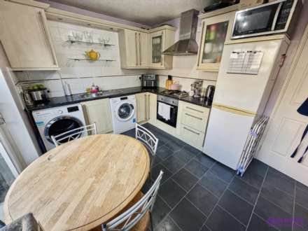 Bakers Close, Plymouth, Image 4