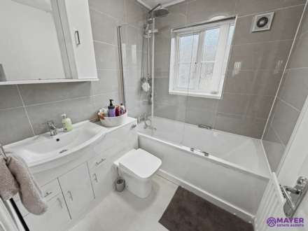Myrtles Court, Saltash, Image 6