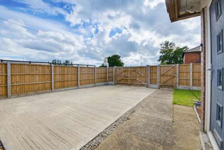 17 Blands Avenue, Allerton Bywater, Castleford, West Yorkshire, WF10 2DS, Image 6