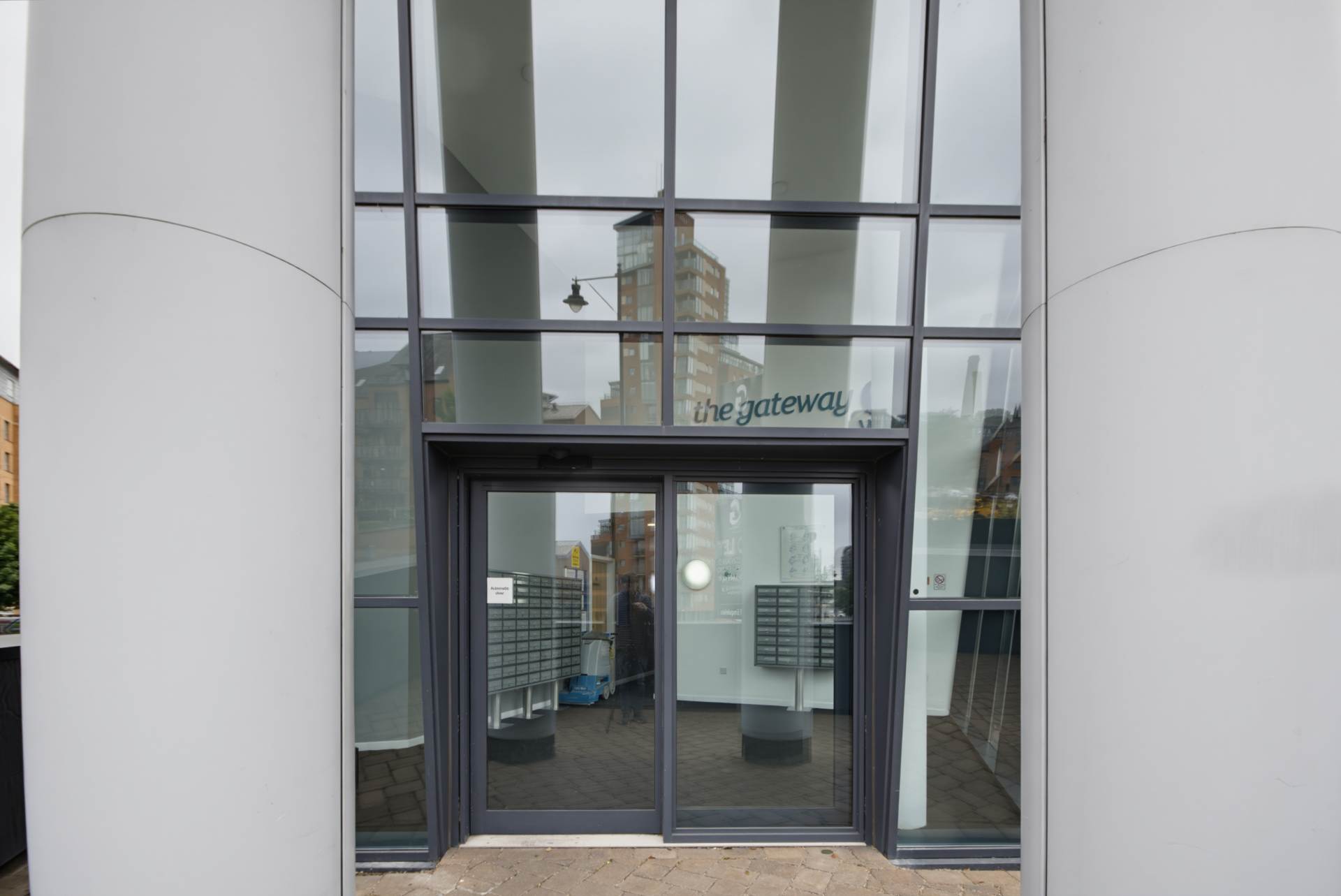 Apartment 607 The Gateway West, East Street, City Centre, Leeds West Yorkshire, LS9 8DR, Image 4