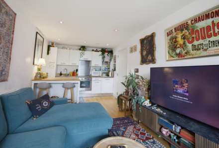Apartment 607 The Gateway West, East Street, City Centre, Leeds West Yorkshire, LS9 8DR, Image 10