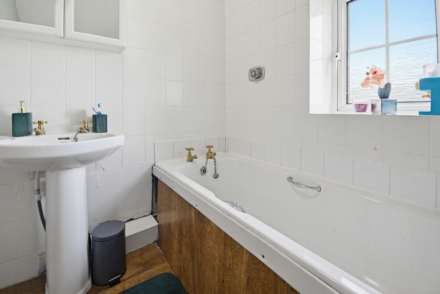 2 Pleasant Place, Allerton, Bradford, West Yorkshire, BD15 7EA, Image 15